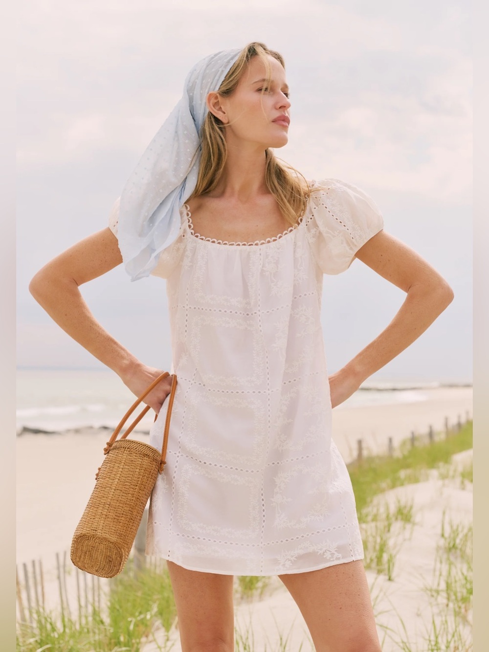 NWT Few Moda Nya White Embroidered Mini Dress – Size L